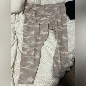 Athleta elation leggings